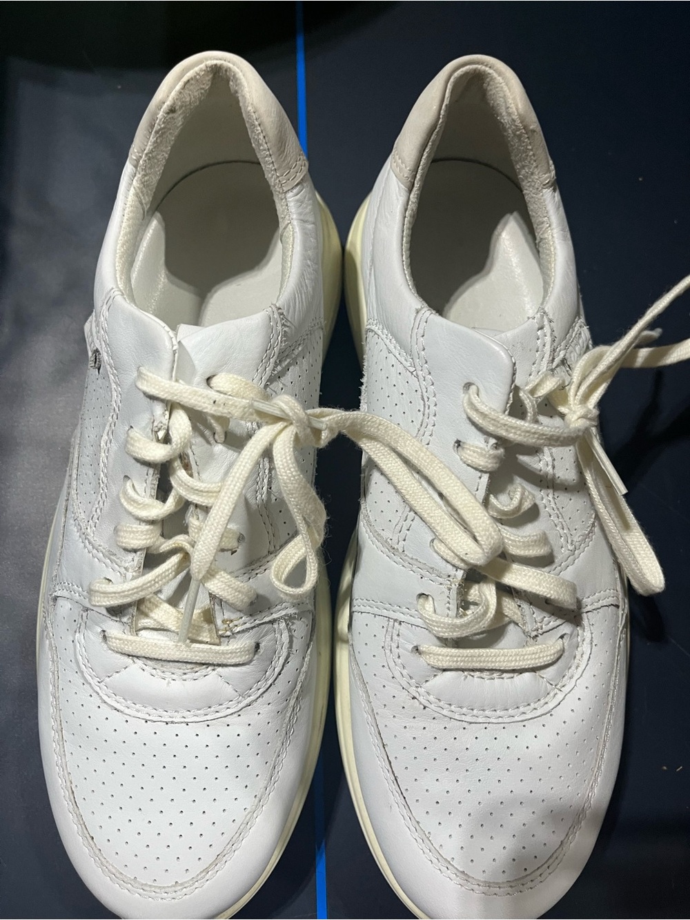 Ecco Women’s White/Cream Athletic Sneakers - Picture 3 of 8